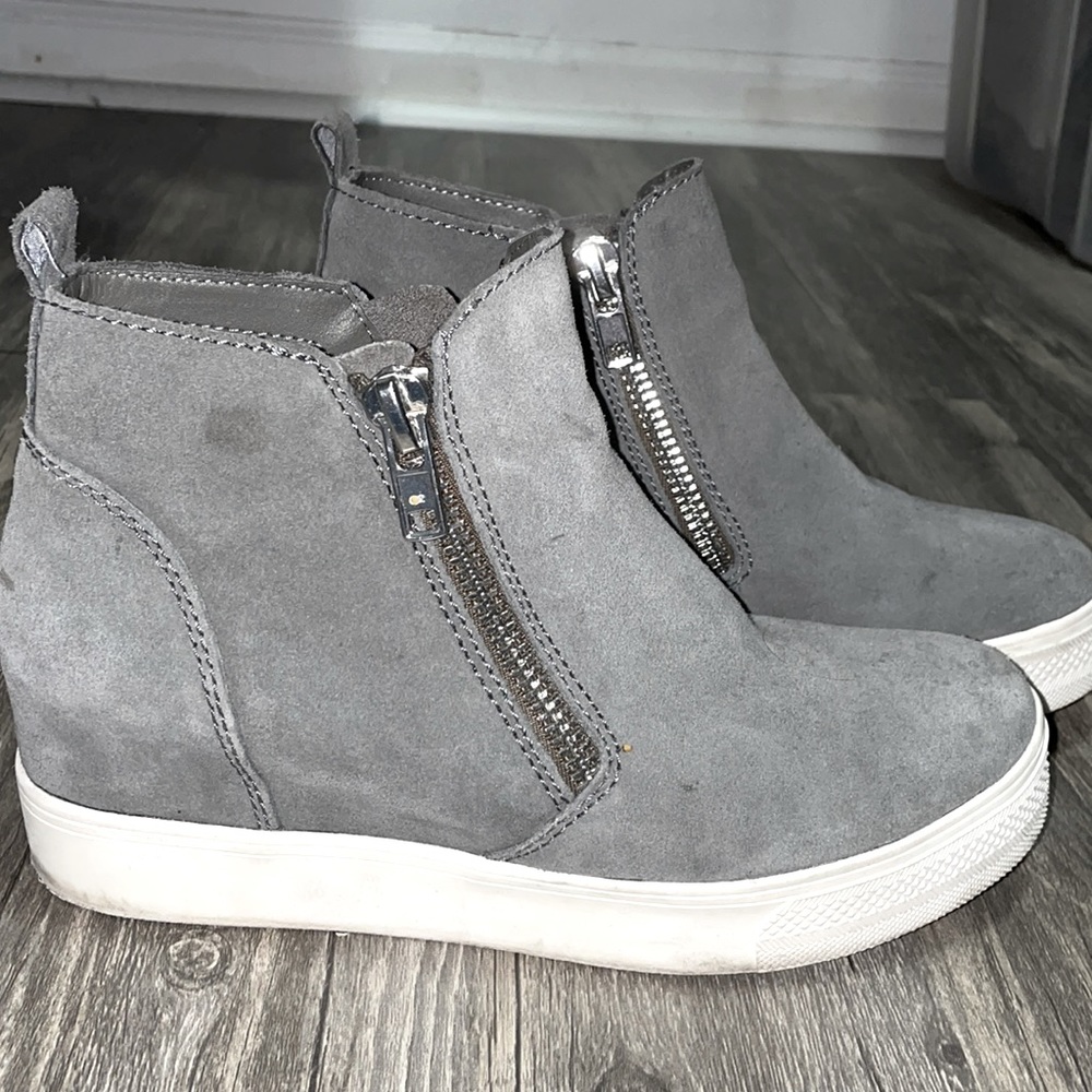 Steven Madden Wedgie Sneaker